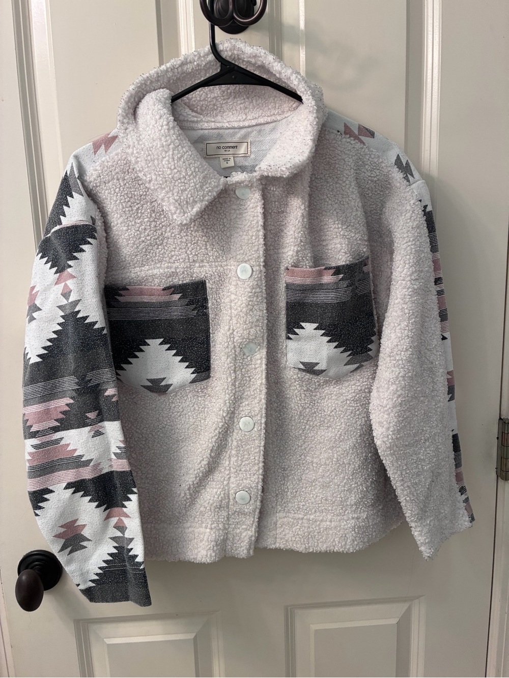 No Comment Cozy Women’s Faux-Sherpa Aztec Print Shacket
